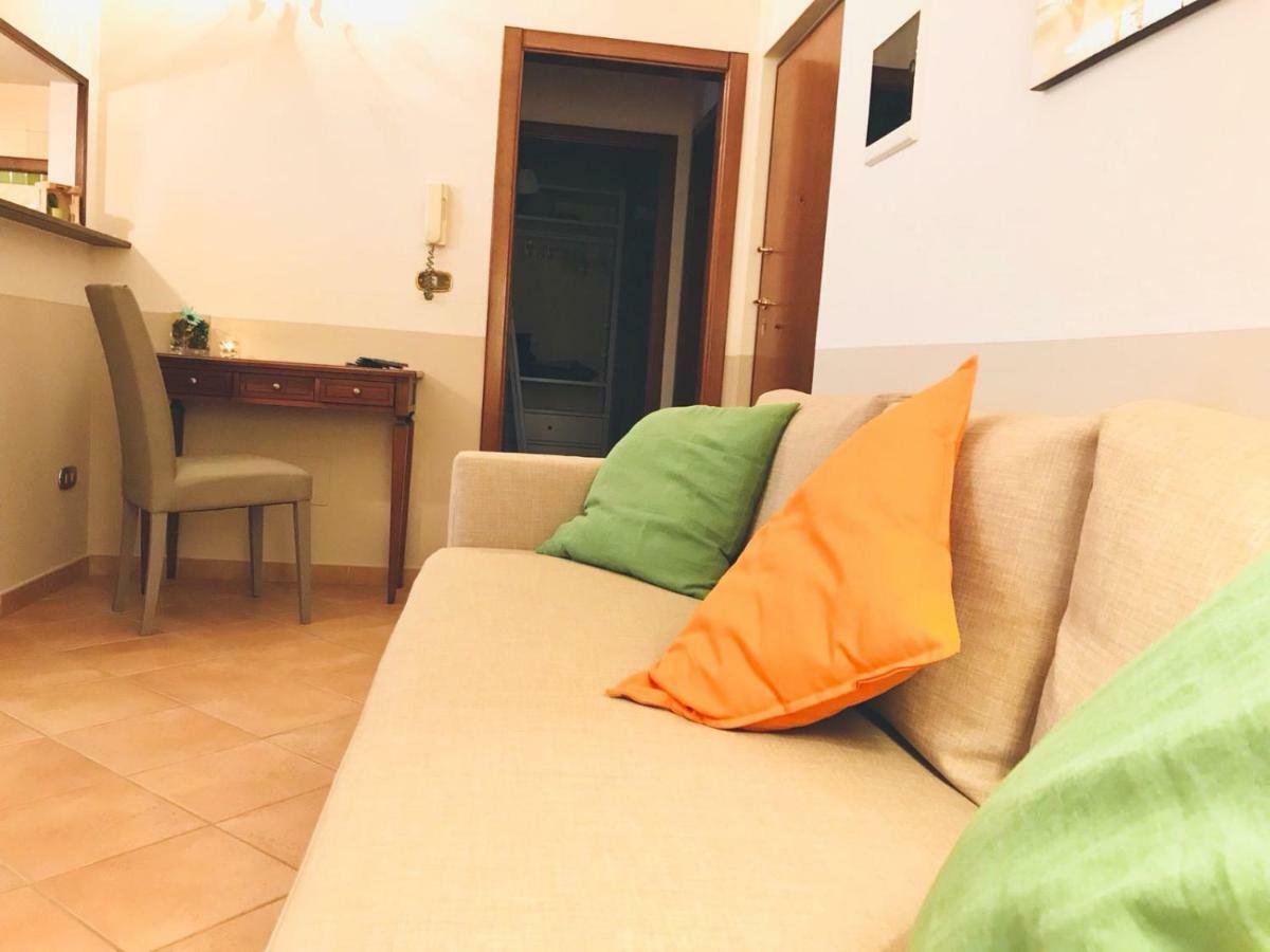 A Due Passi Temporary Apartment Trani Exterior photo