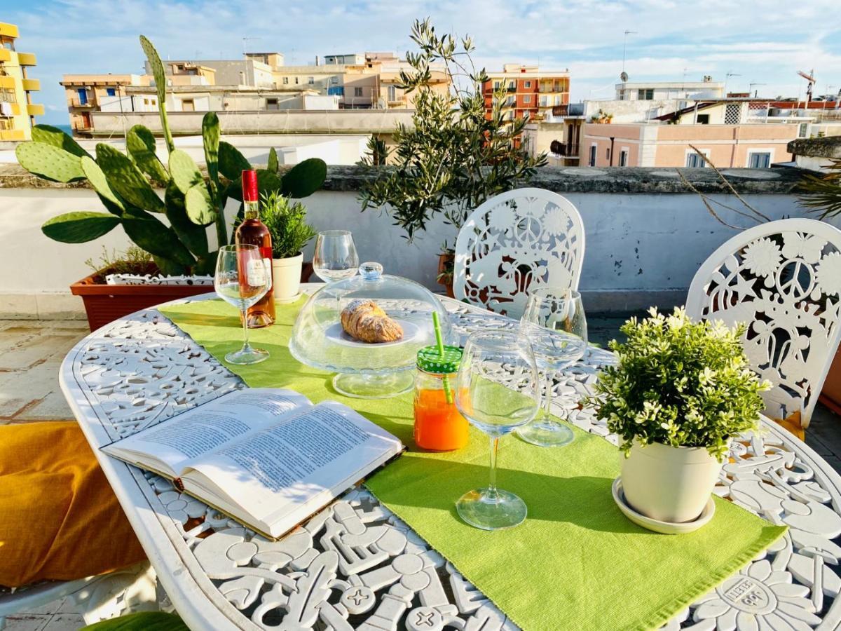 A Due Passi Temporary Apartment Trani Exterior photo